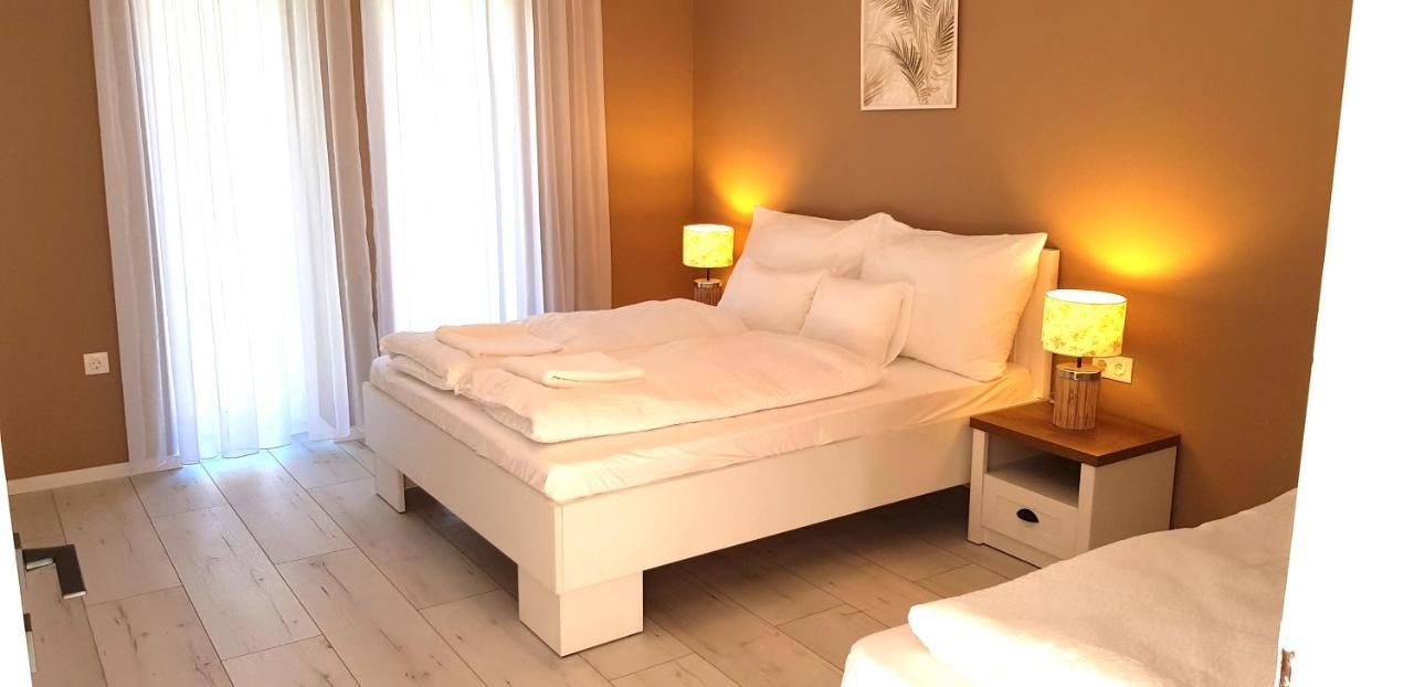 Rigo Apartman Кестхей Екстер'єр фото