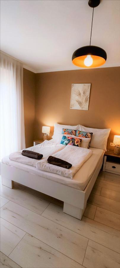 Rigo Apartman Кестхей Екстер'єр фото